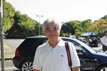 名誉ジャッジ白髪親父